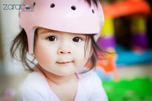 cho-tre-doi-mu-bao-hiem-chong-bep-dau