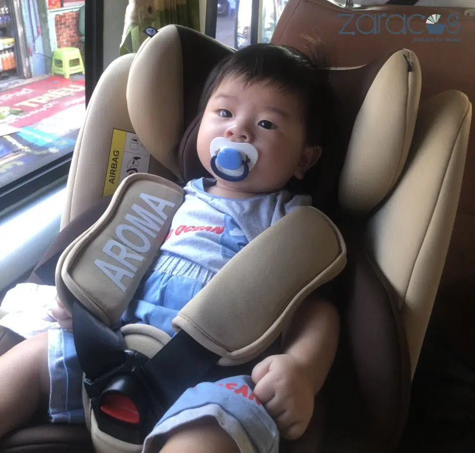 su-dung-ghe-ngoi-oto-cho-be-giup-dam-bao-an-toan