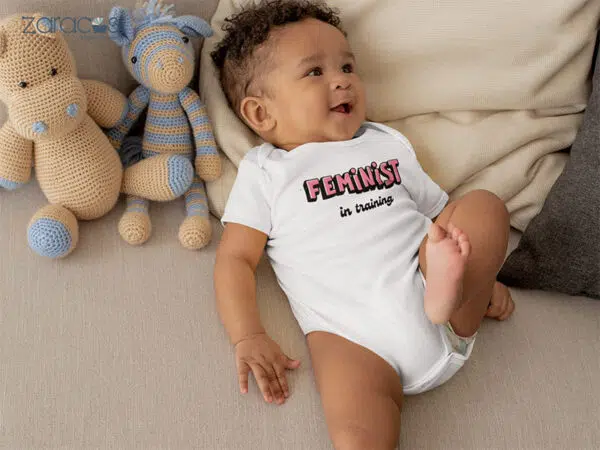 cach-mac-do-cho-be-theo-nhiet-do