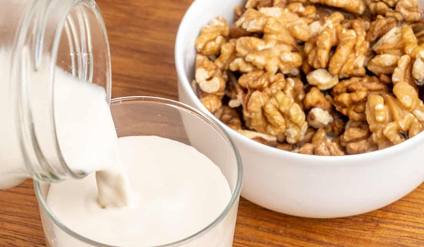 bau-nen-uong-sua-oc-cho-nhu-the-nao